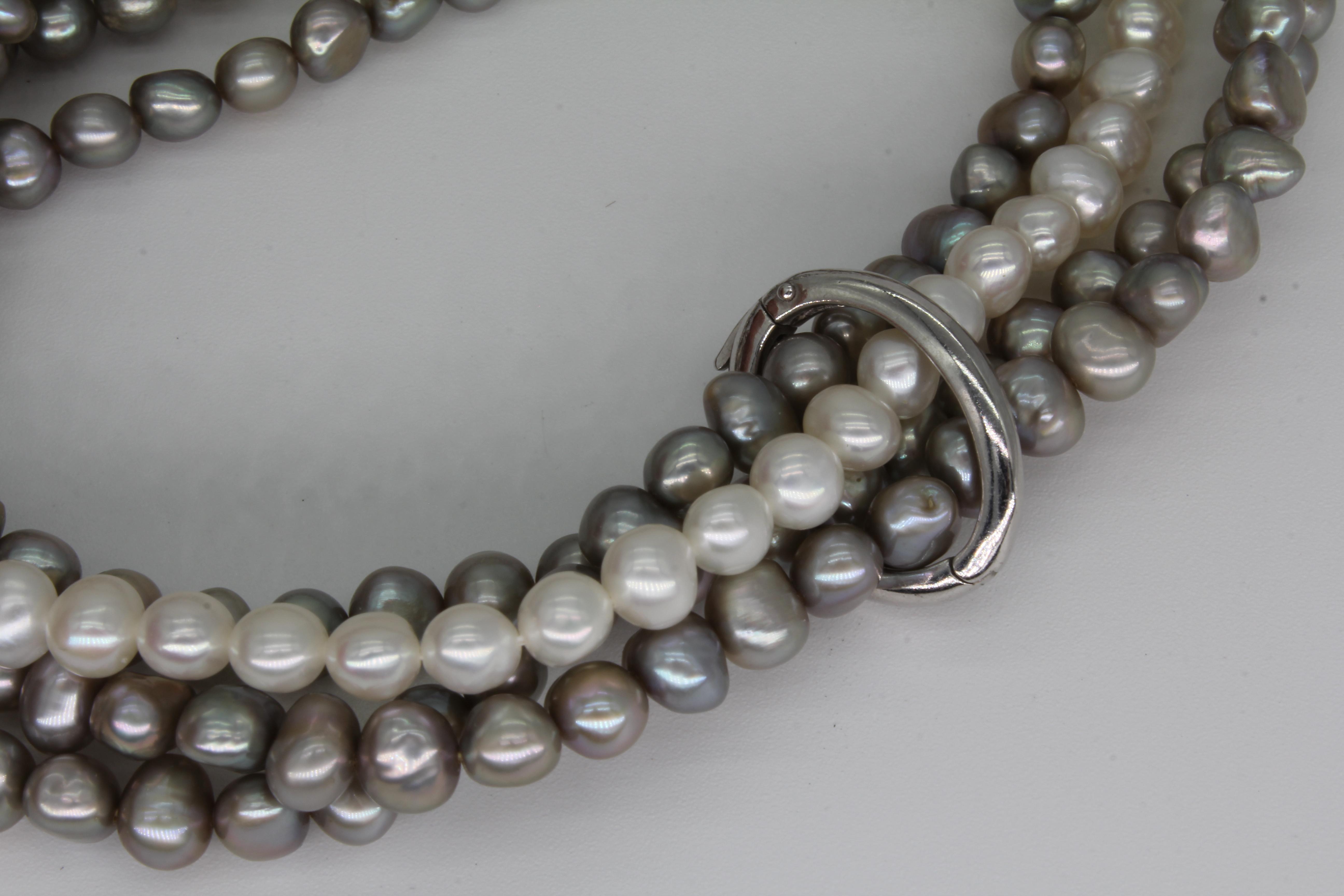 Süßwasser Perlenketten als mehrreihiges Collier