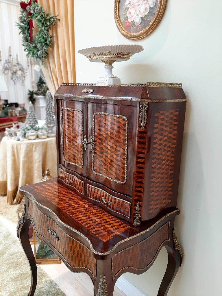 antiker Sekretär Würfelintarsie antiker Aufsatzsekretär mit Würfelmarketerei