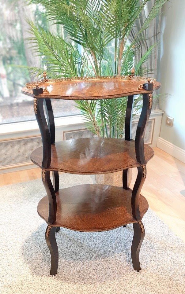Antikes Regal Etagere Vorderansicht
