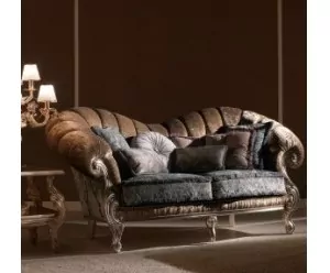 sofa-stilmoebel-klassisch-creme-mario-galimberti-benedetta
