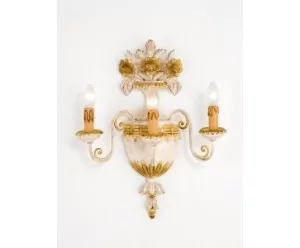 wandleuchter-geschnitzt-3-flammig-creme-holz-chelini-677