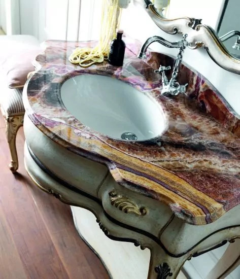 waschtisch-holz-geschnitzt-roter-marmor-weiss-braun-silvano-grifoni-3004-marmor