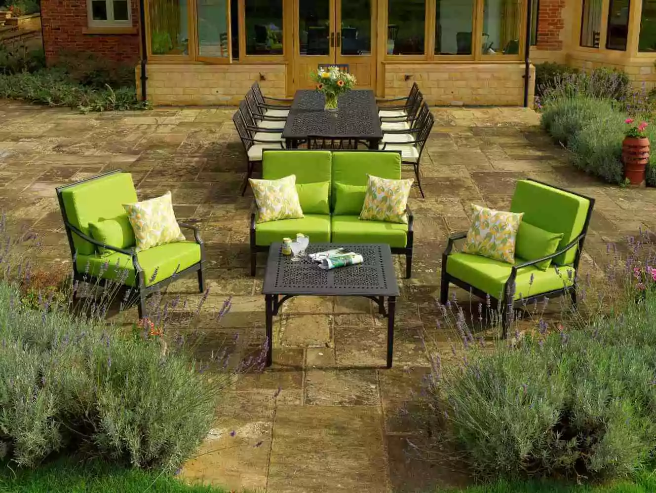 Gartenmöbel Schwarz Elegant