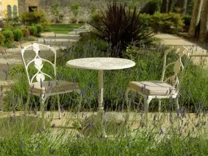 gartenmoebel-oxleys-bistrotisch-stuehle-barrington-white
