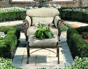 gartenmoebel-oxleys-sessel-hocker-luxor-antikgold