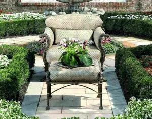 gartenmoebel-oxleys-sessel-hocker-luxor-antikgold