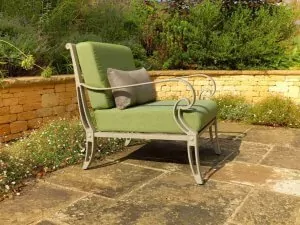 gartenmoebel-oxleys-sessel-scroll-hessian